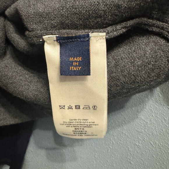 Louis Vuitton Gray and Yellow Tee - Picture 8 of 8